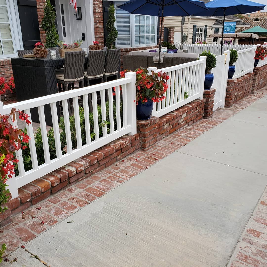 Vinyl Fencing in Anaheim CA