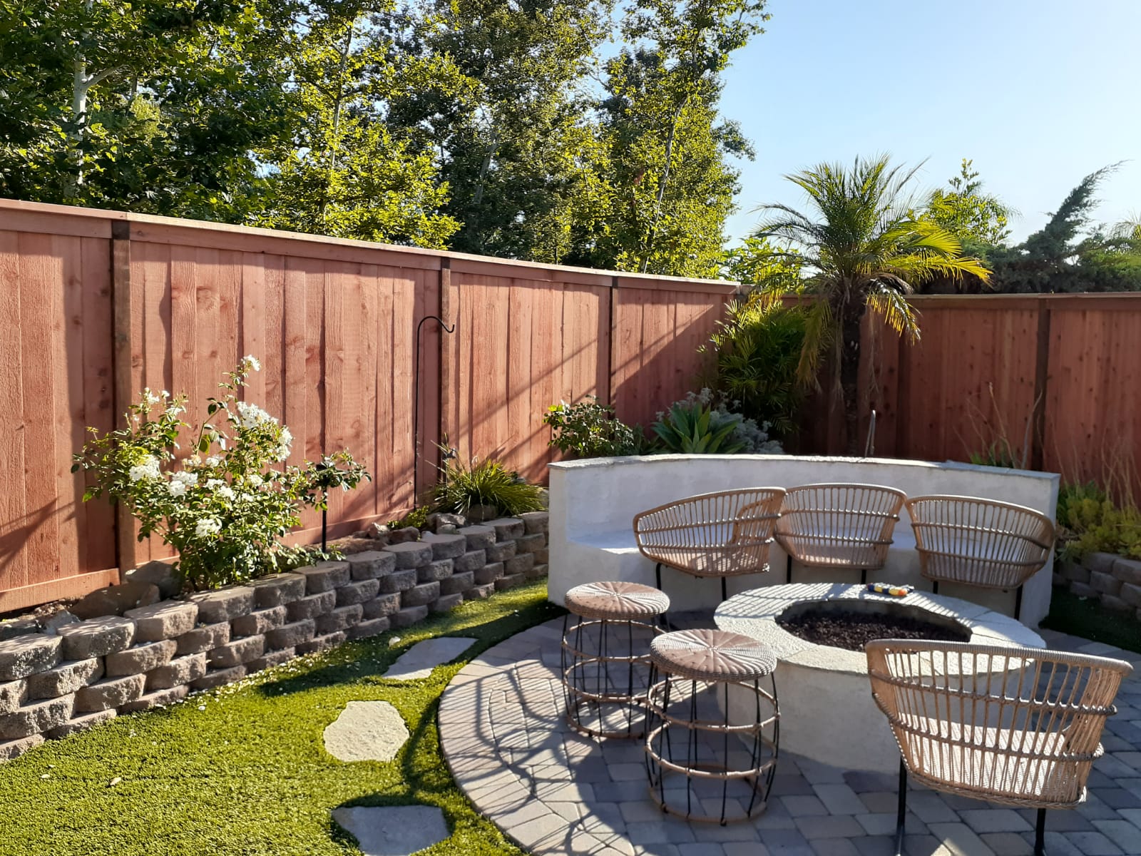 wood fence style, Anaheim CA