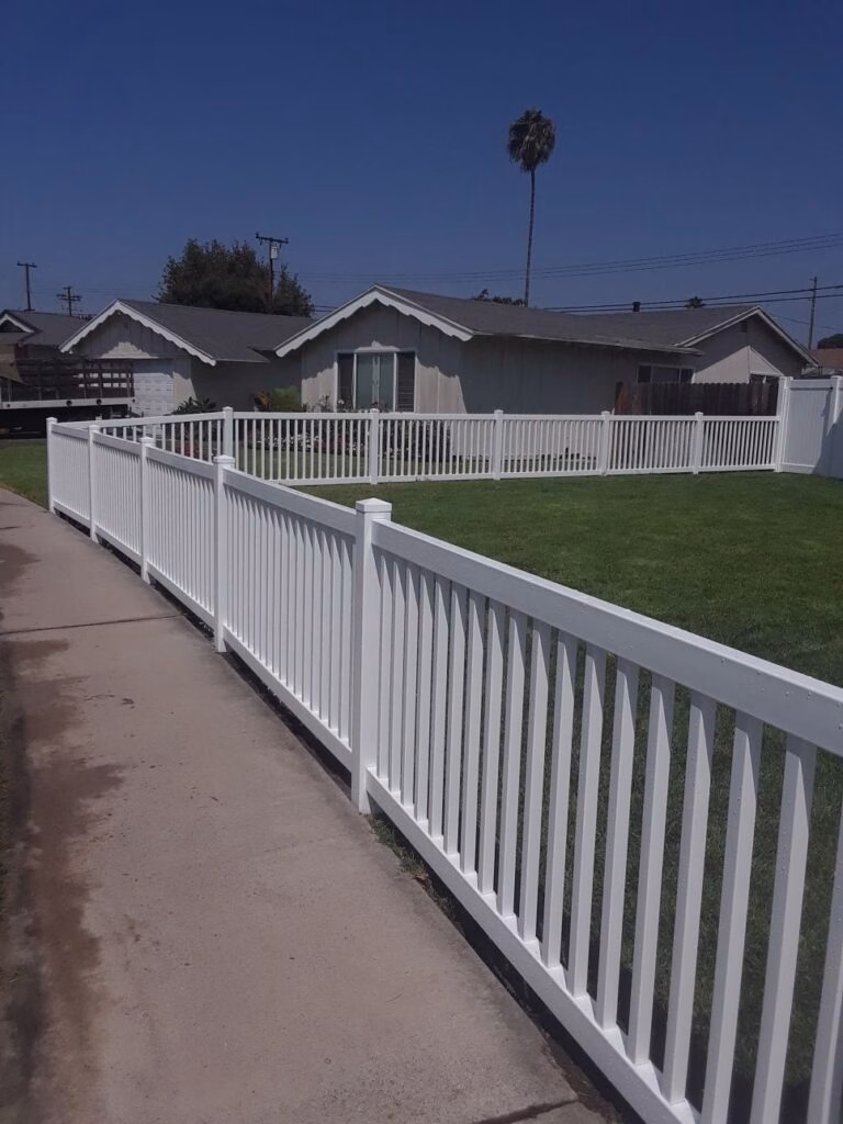 aluminum fence installation by irvine fence